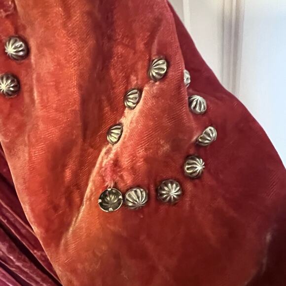 Vintage Double D Ranch Crushed Velvet
Dress Stud Detail Small Copper - Picture 6 of 6